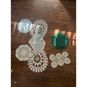 Doilies Vintage Crocheted Bundle